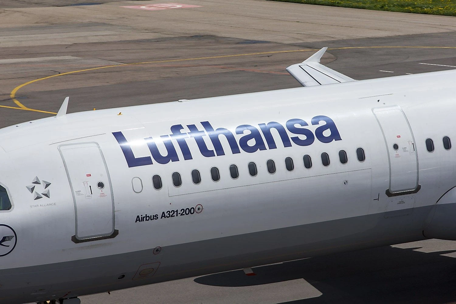 Tarptautinis Vilniaus oro uostas. Vokietijos oro linijų bendrovės „Lufthansa“ lėktuvas. Vladimiro Ivaniovo (VŽ) nuotr.