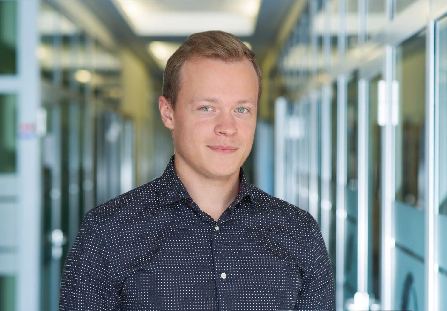 „Blue Bridge“ sistemų inžinierius, saugumo operacijų centro analitikas Patryk Gulbinovič.
