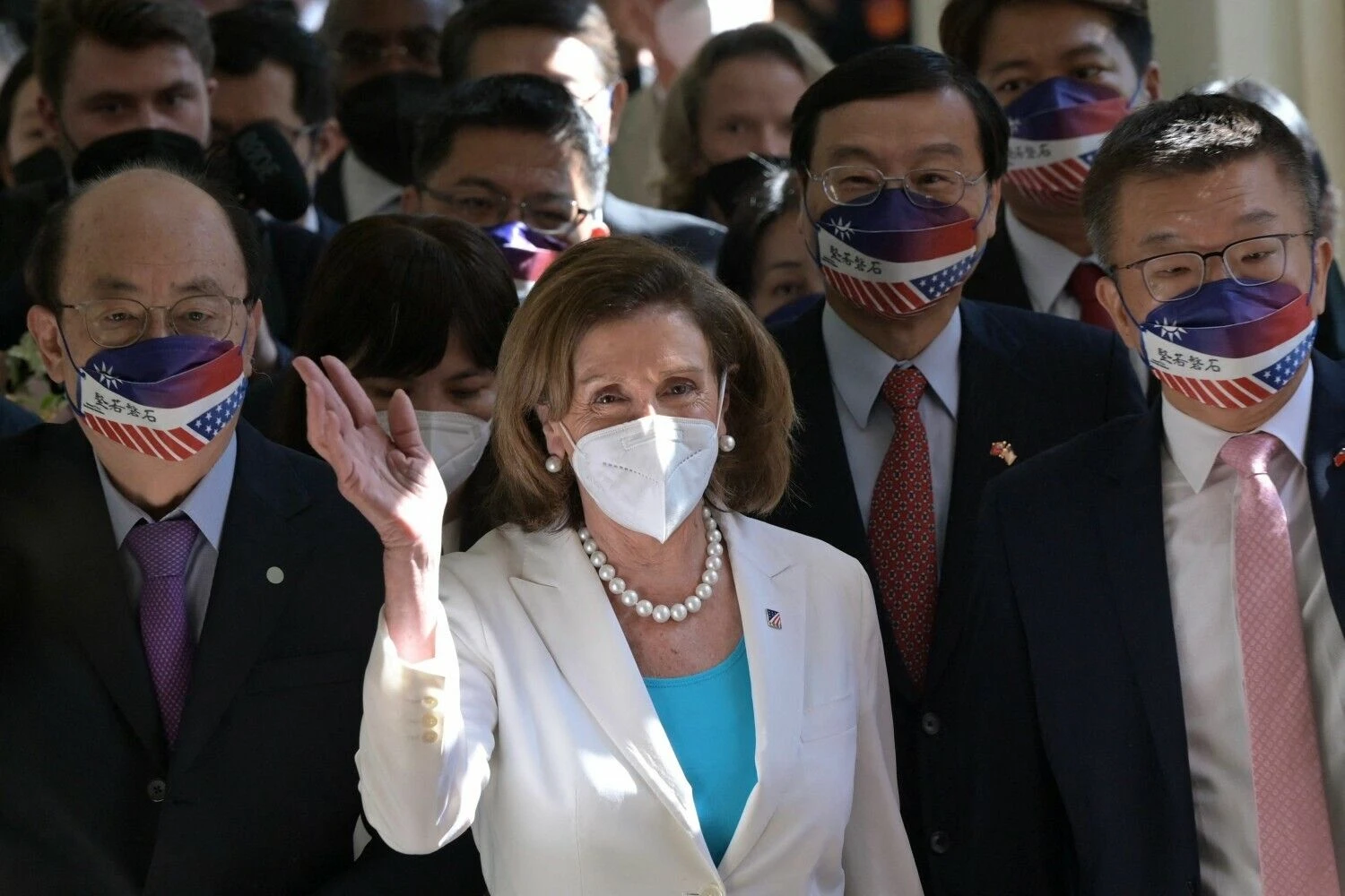 Nancy Pelosi, JAV Atstovų rūmų pirmininkė, vizito Taivane metu. Samo Yeho (AFP / „Scanpix“) nuotr.