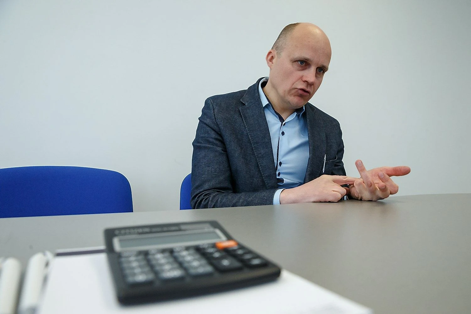 Tomas Degutis, „Axis Transport“ pardavimų vadovas: „Net jeigu iš kliento grįši nieko nepardavęs, yra geriau nei pas jį visai nenuvykti“. VLADIMIRO IVANOVO (VŽ) NUOTR. 