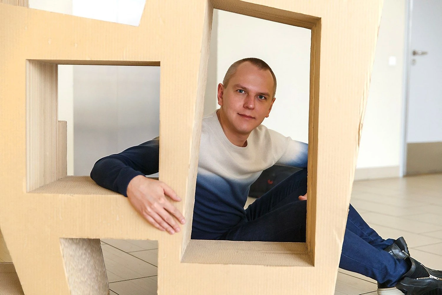 Edvardas Kavarskas, Lietuvos grafinio dizaino asociacijos valdybos narys, pakuočių dizaineris, Vilniaus dailės akademijos dizaino krypties doktorantas.. Vladimiro Ivanovo (VŽ) nuotr.