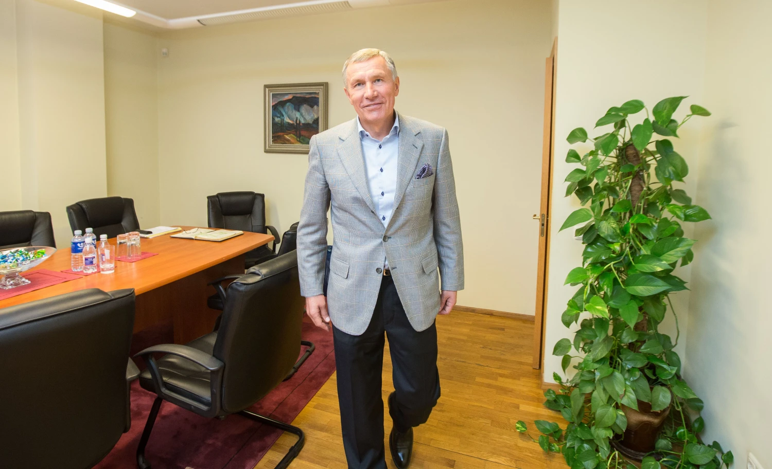 UAB „Marijampolės pieno konservai“  valdybos pirmininkas Raimondas Karpavičius: „Verslo procesai yra gyvenimo vienovės dalis. Kiek giliai suvokiame esminius dėsnius, tiek pajėgiame būti laimingi.“
