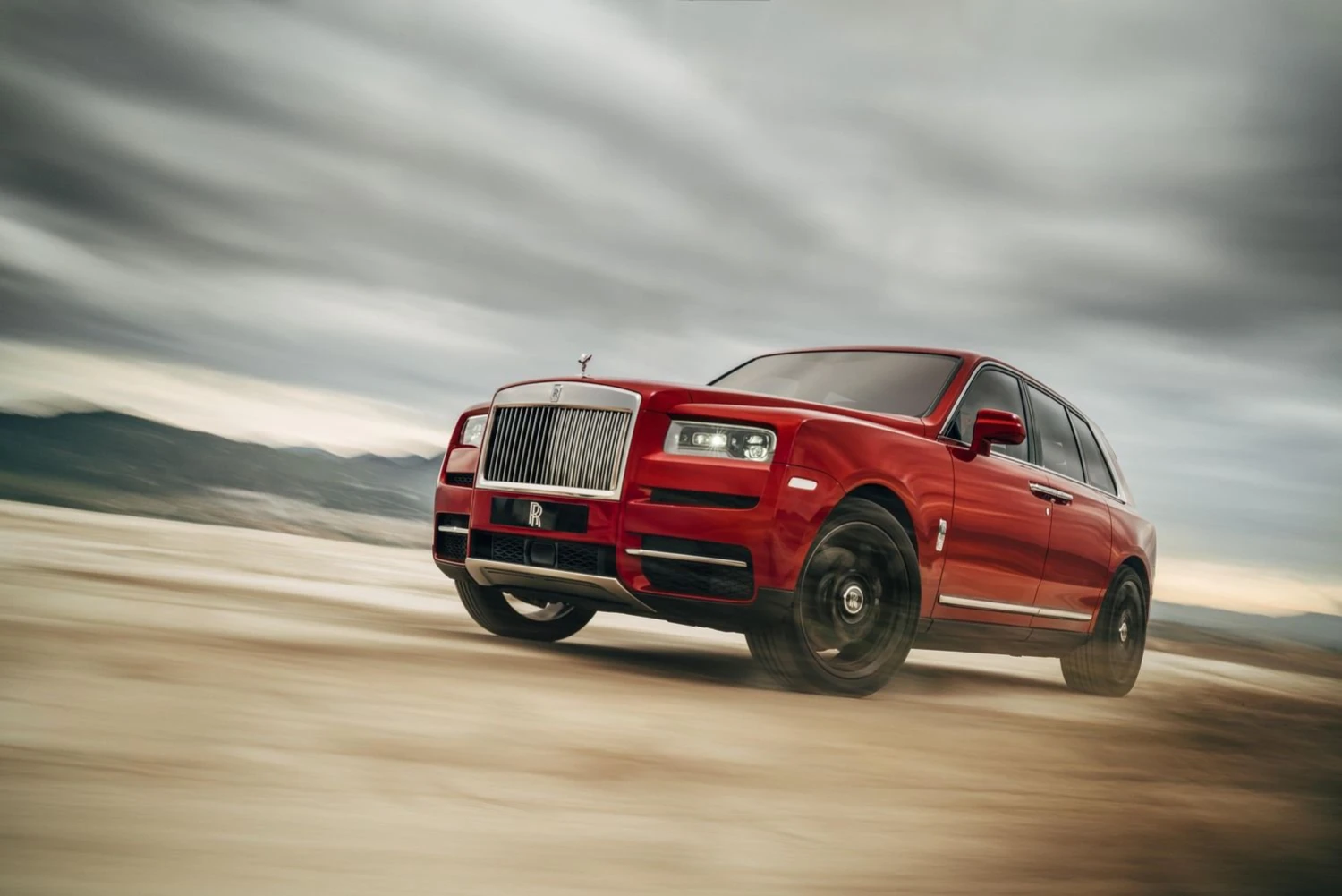 Planuojama, kad „Rolls-Royce Cullinan“ padvigubins dabartinės markės produkcijos apimtį. „Rolls-Royce Motors“ nuotr.