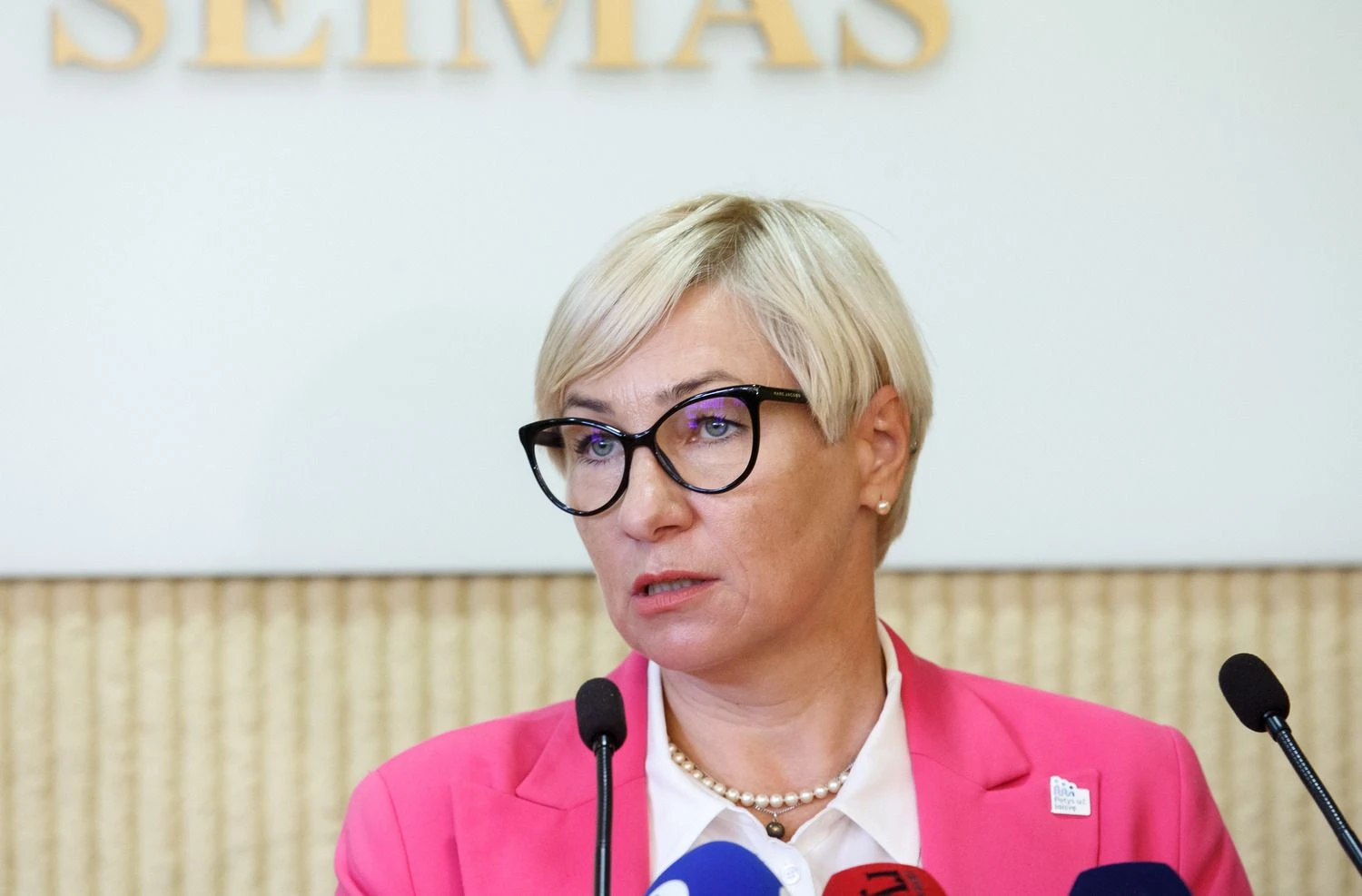 Parlamentinių partijų atstovai Seime pasirašė susitarimą dėl švietimo. Juditos Grigelytės (VŽ) nuotr.