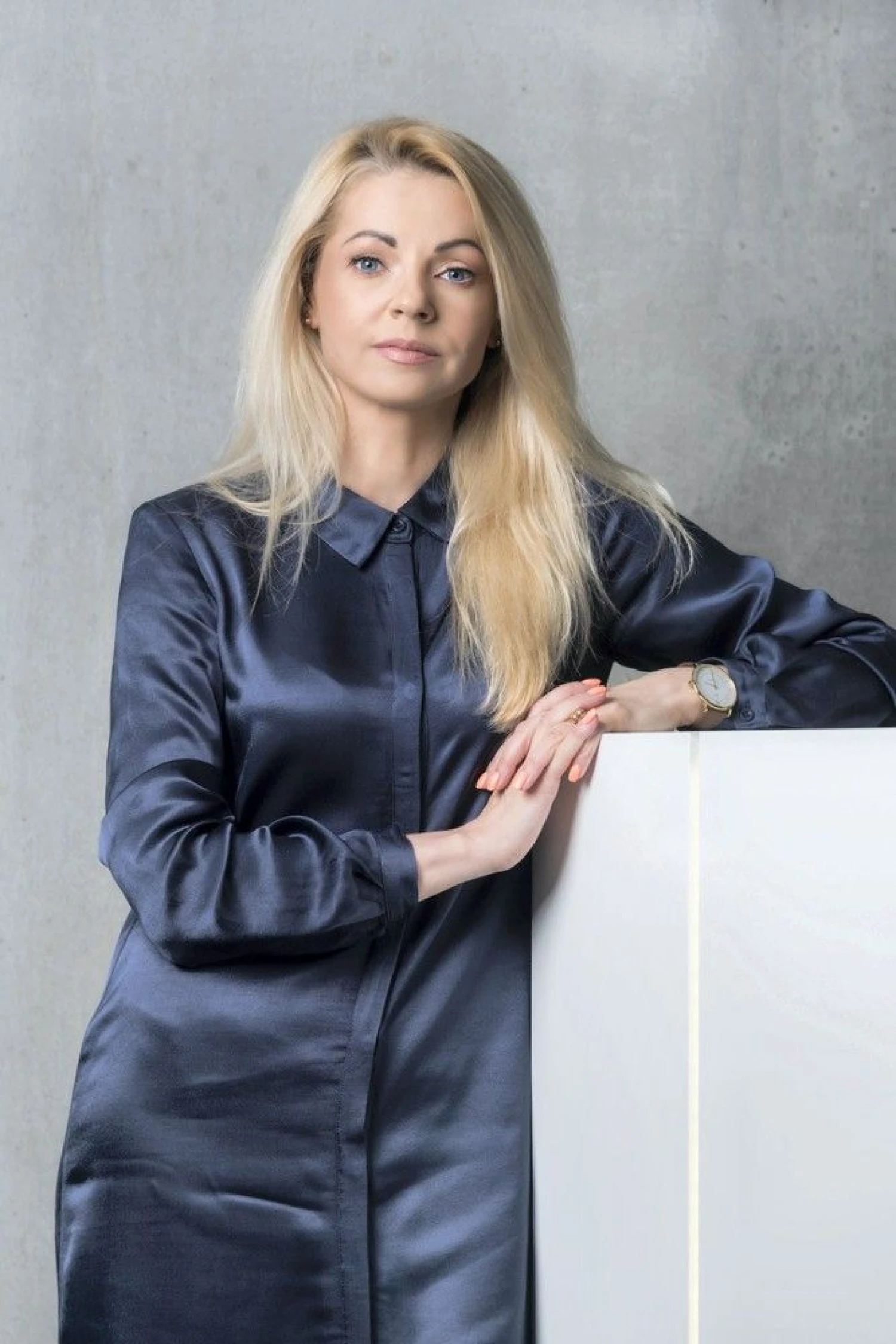 Lina Stasiulevičienė, AB „Kelių priežiūra“ Personalo ir administravimo departamento direktorė.
