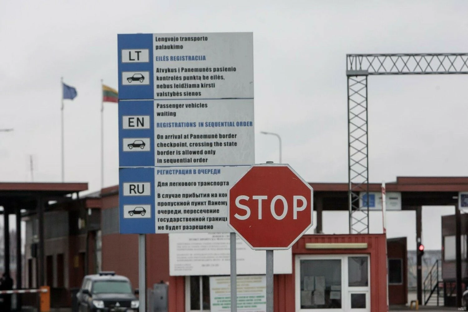 Įtariama, kad gausias sankcijas Rusijai ir Baltarusijai gebama apeiti per trečiąsias šalis. Vladimiro Ivanovo (VŽ) nuotr.