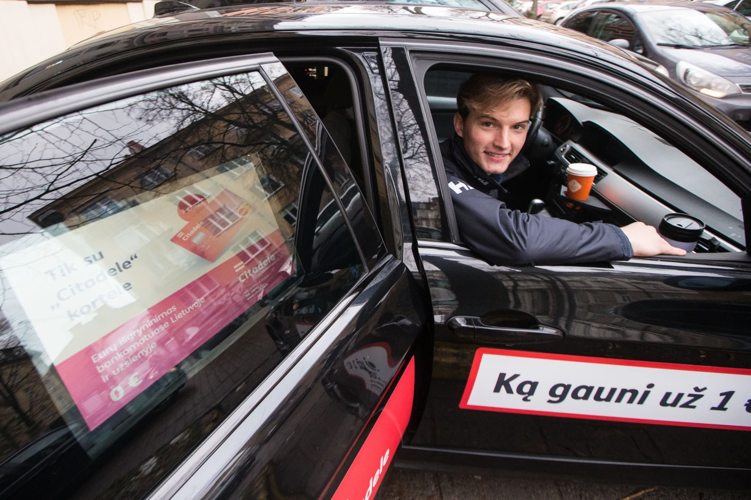 Laurynas Jokubaitis, „Wowtto“ vadovas: „Kol kas skaitmeninių „lipdukų“ idėją išbandysime naudodami paprasčiausius ekranus.“ Vladimiro Ivanovo (VŽ) nuotr.