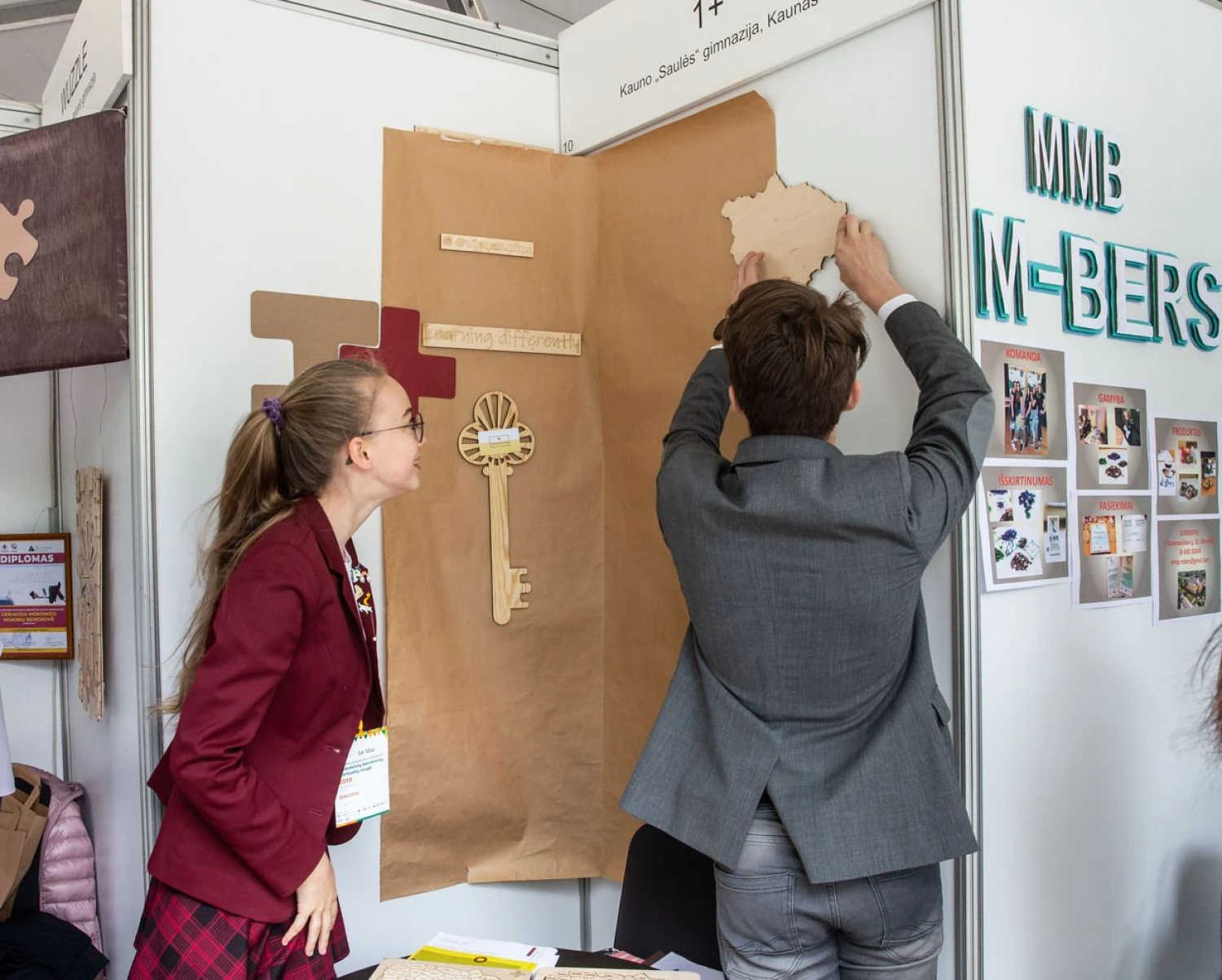 Nacionalinė moksleivių bendrovių ir startuolių mugė 2019 S. Daukanto aikštėje Vilniuje. Juditos Grigelytės (VŽ) nuotr.
