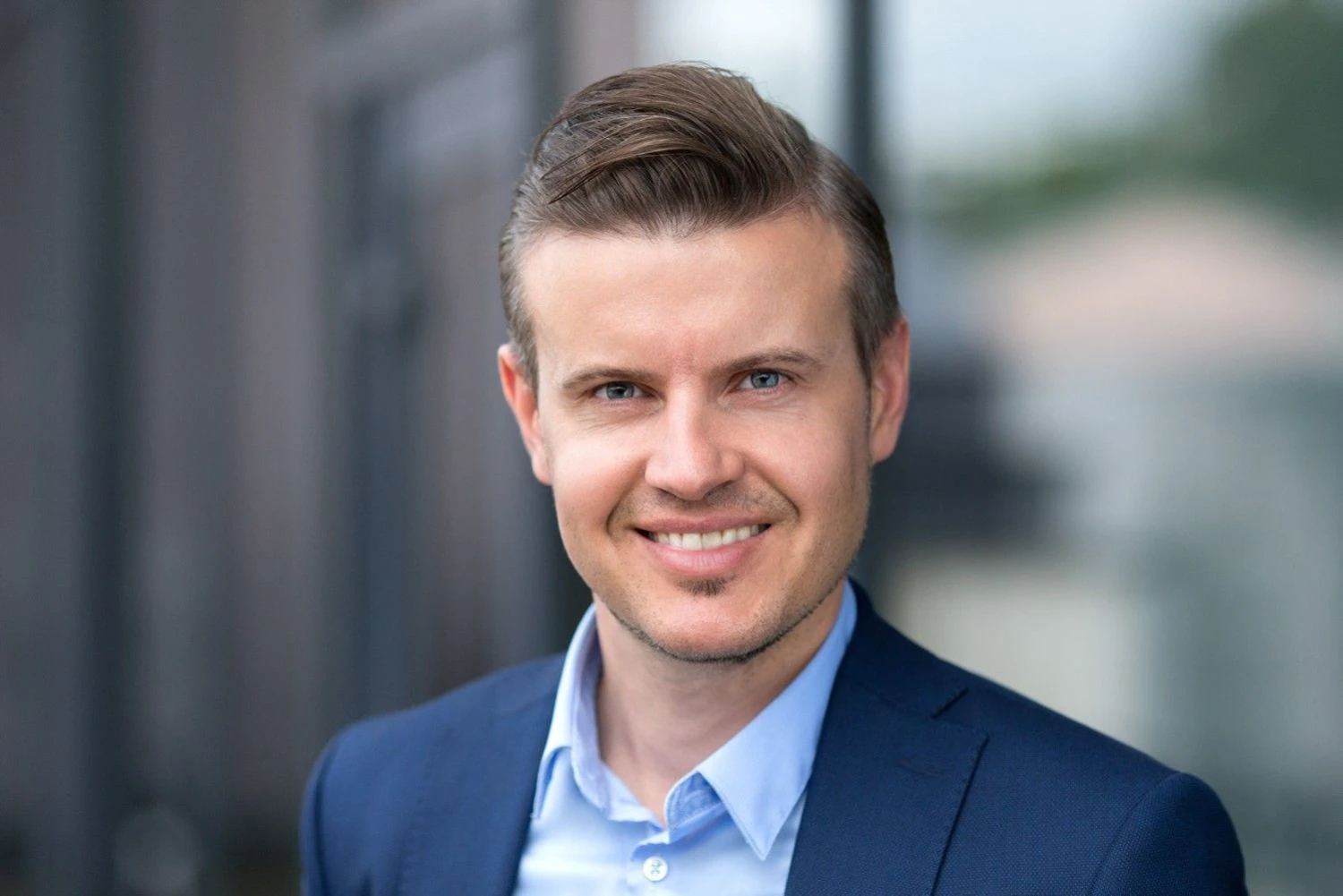 „Alternatyvūs kapitalo pritraukimo būdai suteikia daugiau galimybių ir leidžia diversifikuoti kapitalo šaltinius, pvz., tuomet, kai įmonė yra išnaudojusi maksimalų banko kreditavimosi limitą“, – sako Tomas Kipišas, Šiaulių banko Taupymo ir investavimo produktų vadovas. Bendrovės nuotr.