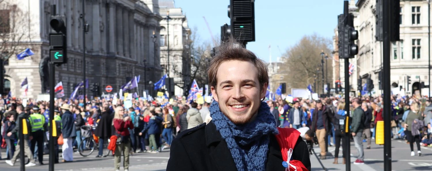 „Jei atsakai į klausimą „kodėl?“, tau iš esmės nebereikia mokytis atmintinai, nes tada gali mąstydamas atkurti tam tikras idėjas“, – pasakoja Vladas Oleinikovas. Asmeninio archyvo nuotr.