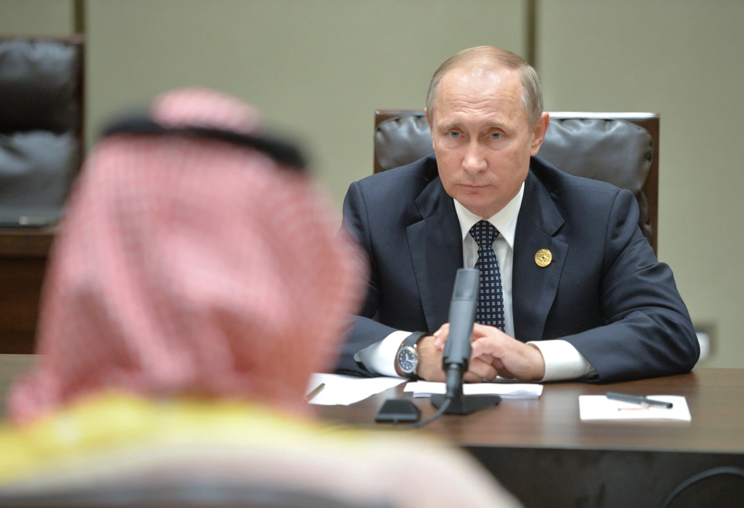 Rusijos prezidentas Vladimiras Putinas šią savaitę Kinijoje susitiko su Saudo Arabijos sosto antruoju įpėdiniu Mohammadu bin Salamu. Aleksejaus Družinino („Sputnik“ / „Scanpix“) nuotr.