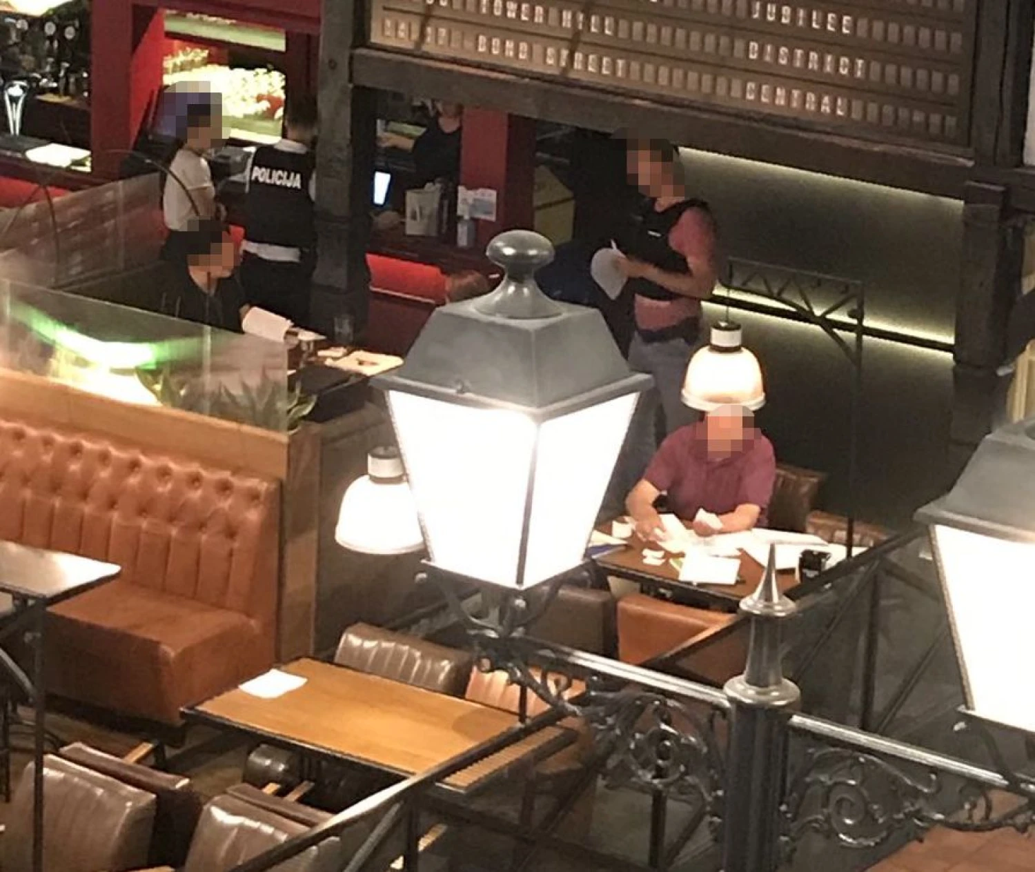 Krata viename iš „Grill London“ restoranų. VŽ šaltinių nuotr.