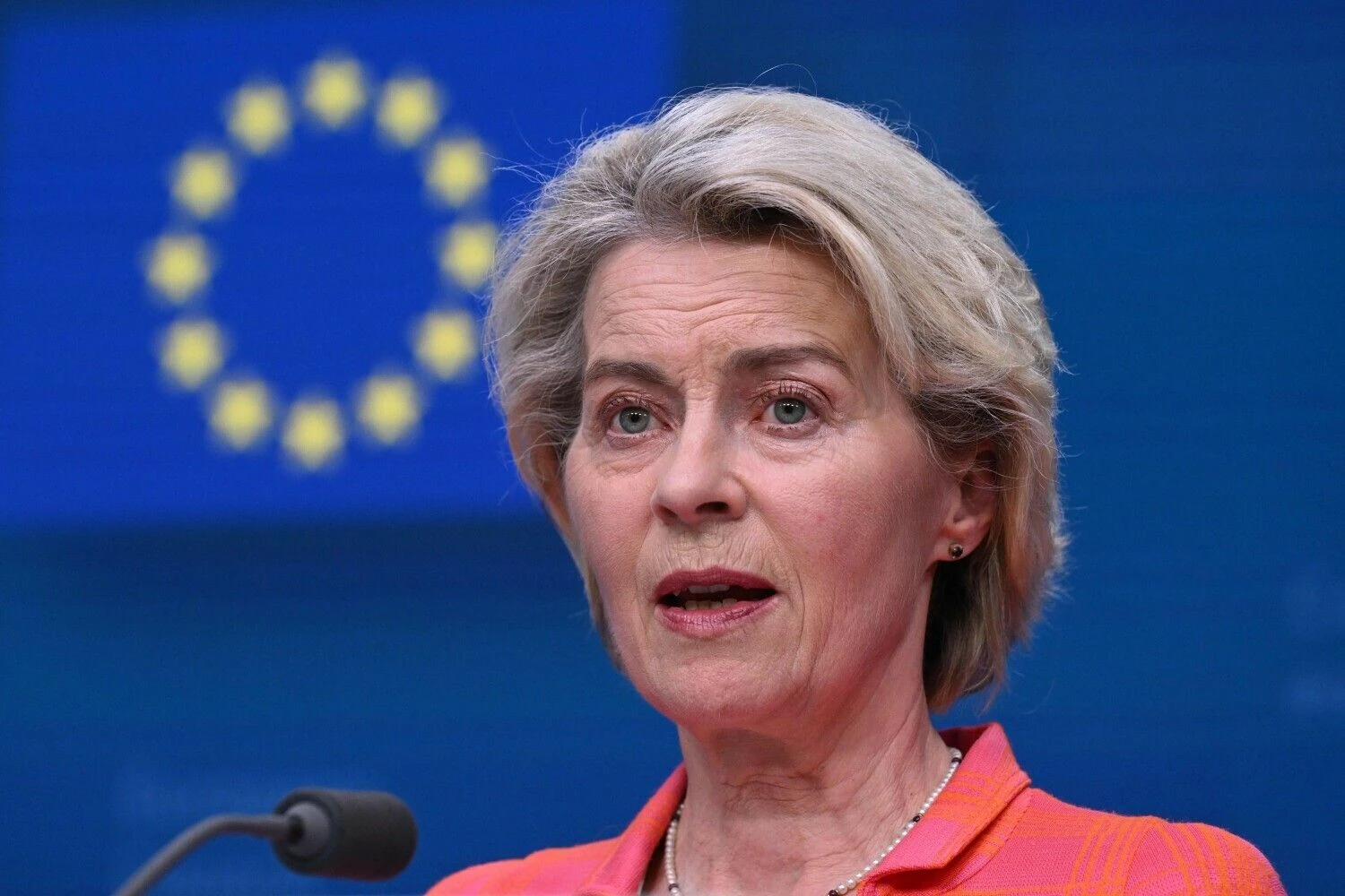 Ursula von der Leyen, Europos Komisijos pirmininkė. Johno Thyso (AFP/„Scanpix“) nuotr.