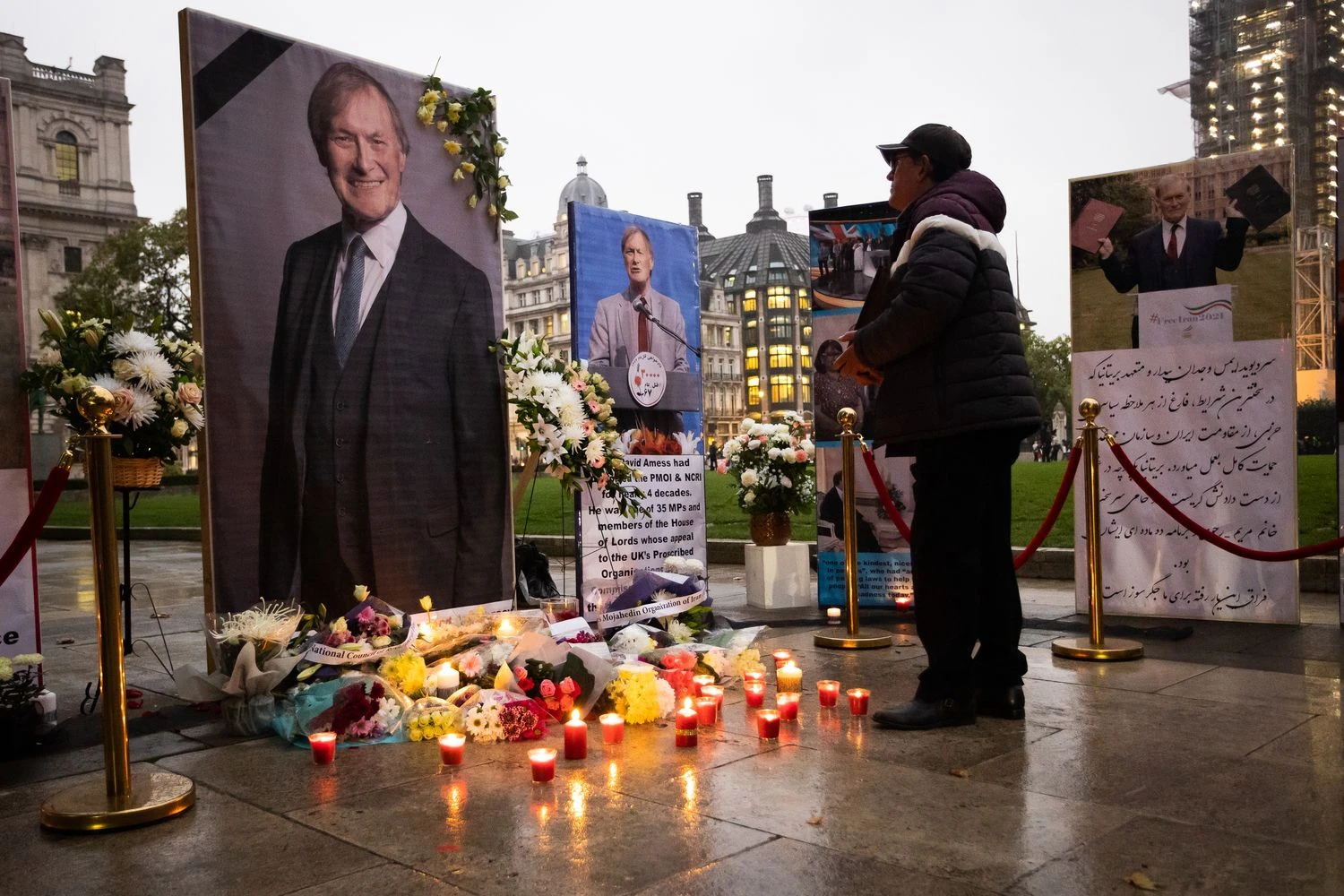 Spalį pasaulis pagerbė nužudyto britų parlamentaro sero Davido Amesso atminimą. Tejaso Sanduhu („Sopa images“ / „Zuma press“ / „Scanpix“) nuotr. 