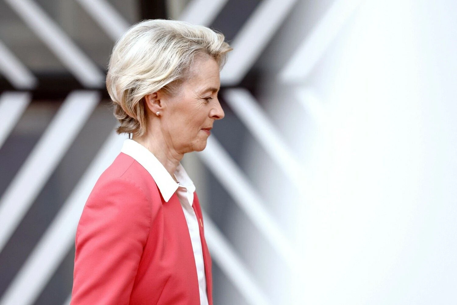 Ursula von der Leyen, Europos Komisijos (EK) pirmininkė. Kenzo Tribouillardo (AFP / „Scanpix“) nuotr.