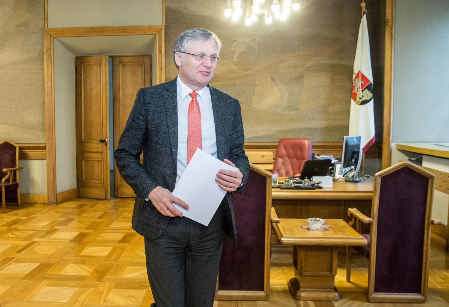 „Jeigu Steponas Batoras būtų investavęs 1 Eur už 5% palūkanas, šiandien mes turėtumėme 1,5 mlrd. Eur fondą“, – skaičiuoja Artūras Žukauskas, Vilniaus universiteo rektorius. Juditos Grigelytės (VŽ) nuotr.