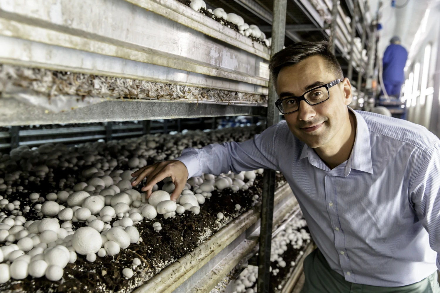 Kęstutis Juščius, „Agrowill Group“ ir „Baltic Champs Group“ vadovas: „Kalbant apie ilgesnį laikotarpį prioritetai aiškūs – šiandien didžioji idėja yra tausojantis ekologinis žemės ūkis. Jei mano valdomi aktyvai Lenkijoje ir Rusijoje netiks naujajai strategijai, esu pasirengęs trauktis iš tų įmonių, jei atsiras tinkamą kainą siūlantys pirkėjai.“ Vladimiro Ivanovo (VŽ) nuotr.