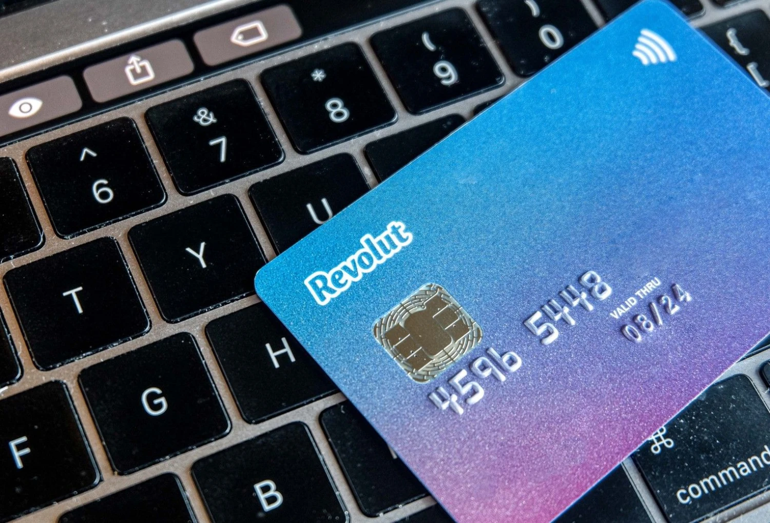 „Revolut“ savo klientus Lietuvoje jau perkelia iš Jungtinės Karalystės įmonės „Revolut Ltd“ į lietuviškąją UAB „Revolut Payments“. Juditos Grigelytės (VŽ) nuotr.