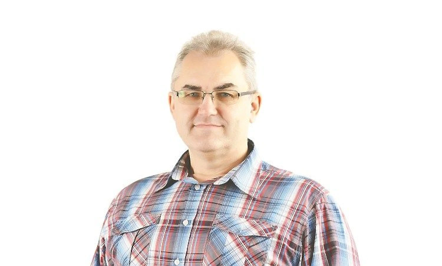 Bendrovės „ROL Statga“ projektų vadovas Gintaras Zablockis: „Daug investuojame į gamtosaugines programas, LED apšvietimą, stengiamės panaudoti saulės energiją, kompresorių išskiriamą šilumą vandens pašildymui, oro filtravimo sistemos šilumą neišmetama į lauką“