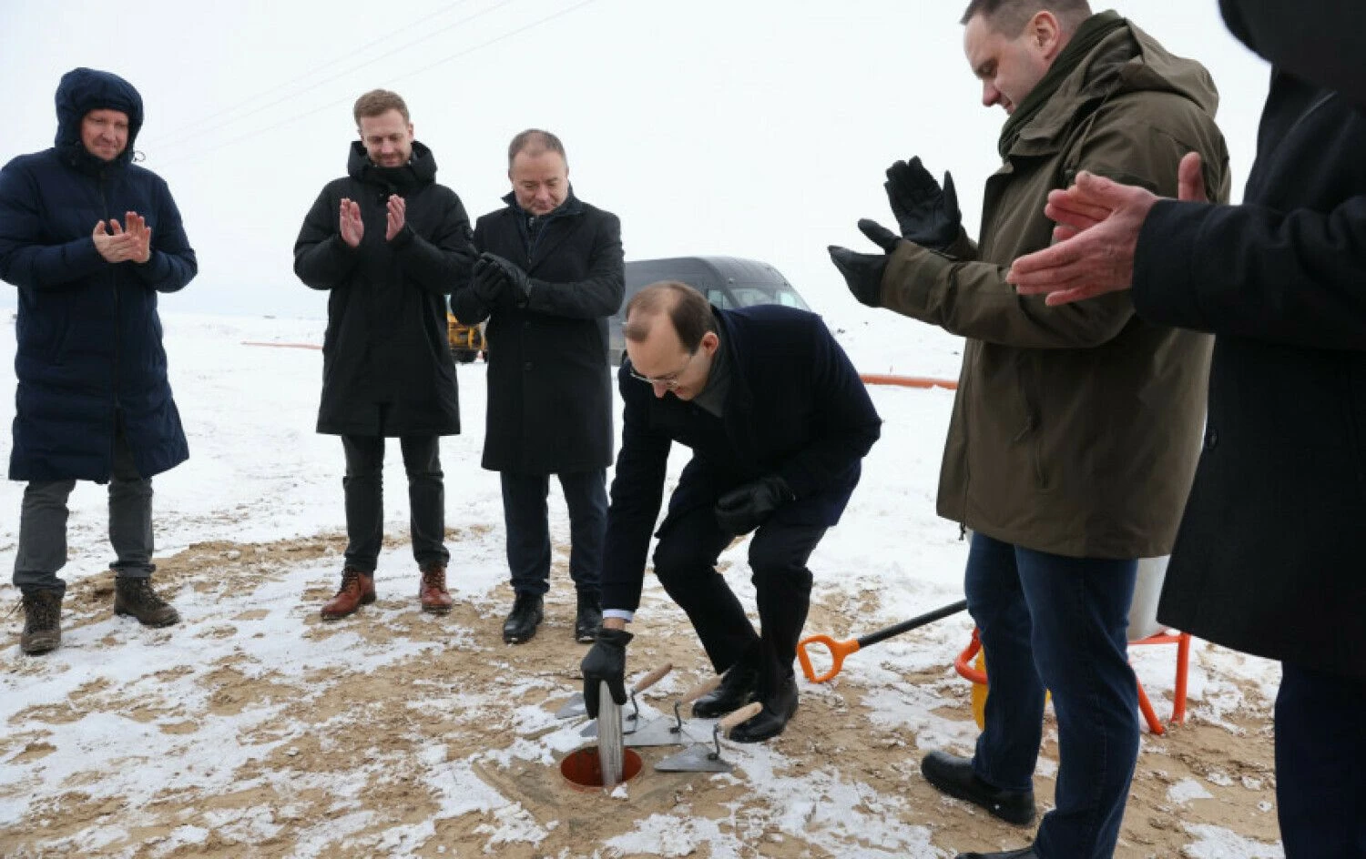 Rekonstrukcijos pradžią pažymėjo įkasta kapsulė. Susisiekimo ministerijos nuotr.