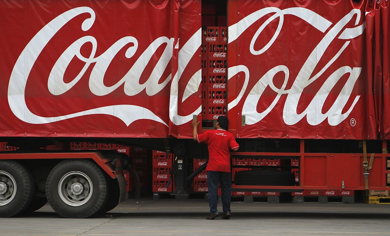 „Coca-Cola“ vilkikas. „Reuters“ / „Beawiharta“ nuotr.