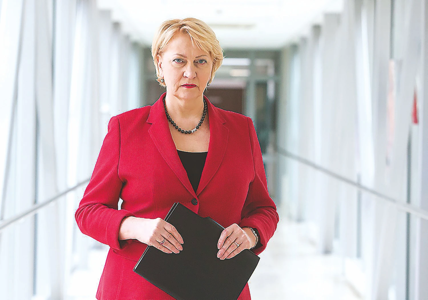 Rasa Budbergytė, finansų ministrė, atnešė kitų metų biudžeto projektą į Seimą ir paliko jį politikams „taršyti“. Juditos grigelytės (VŽ) nuotr.
