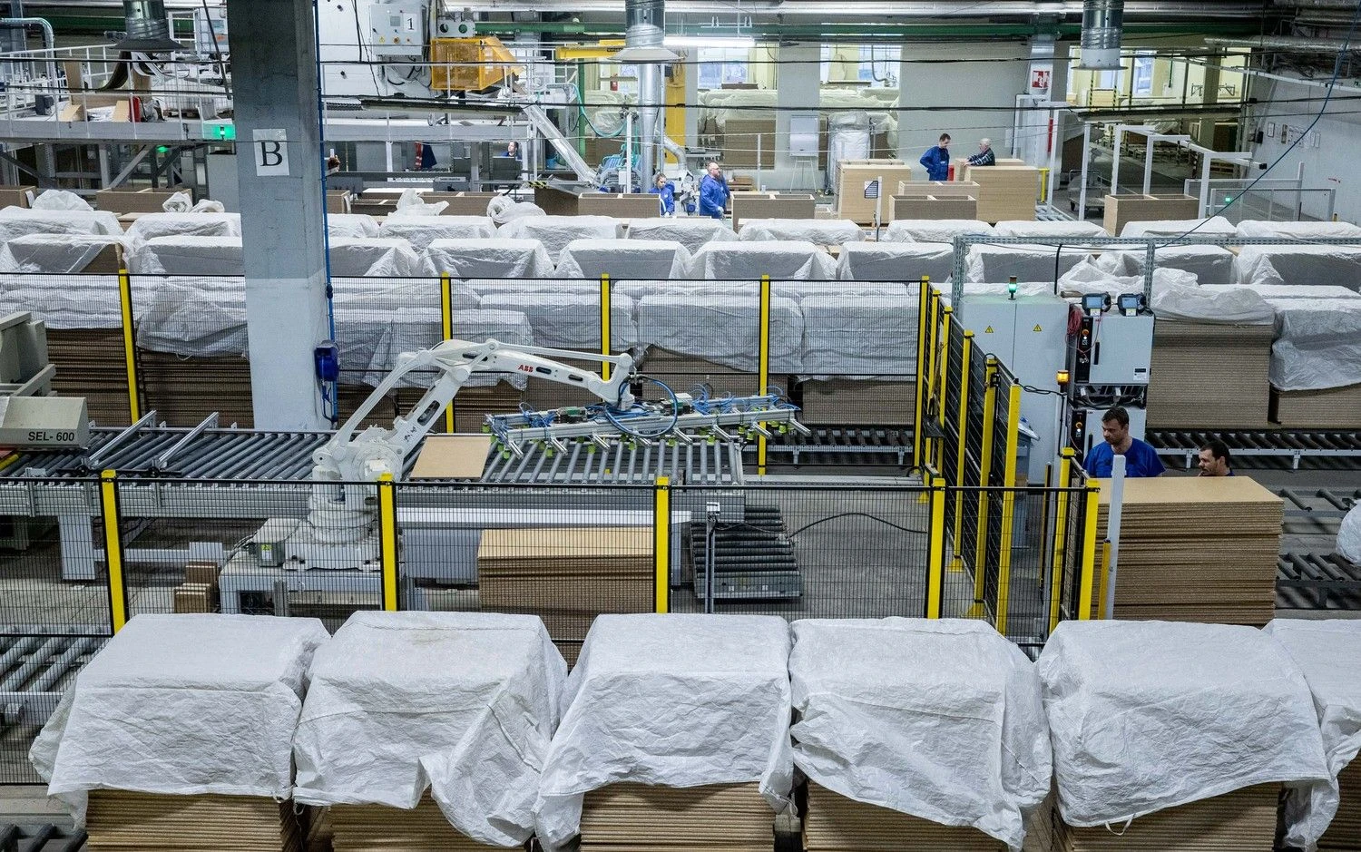 IKEA visame pasaulyje turi 963 baldų ir interjero prekių tiekėjus iš 51-os šalies. Tarp jų ir kelias dešimtis tiekėjų iš Lietuvos.
Juditos Grigelytės (VŽ) nuotr.