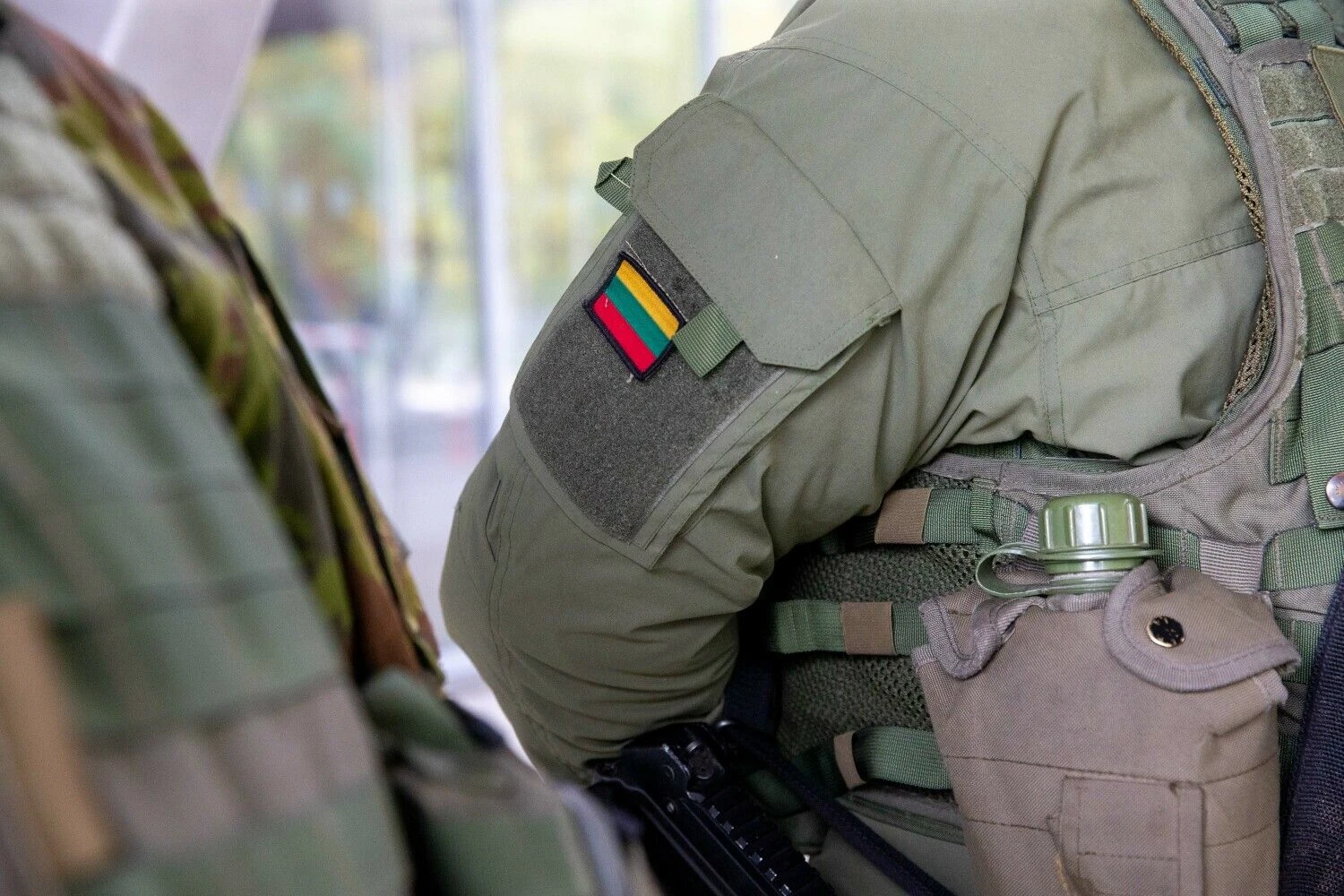 Lietuvos kariai Latežerio pasienio kontrolės punkte su Baltarusija. Juditos Grigelytės nuotr.