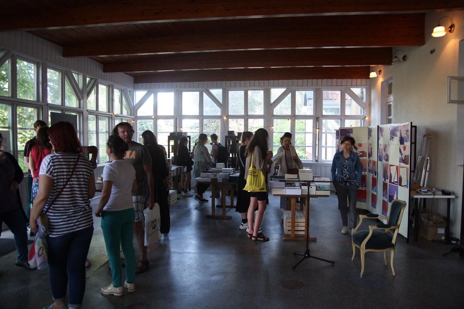 Vasaros knygynas Nidoje. VK nuotr. 