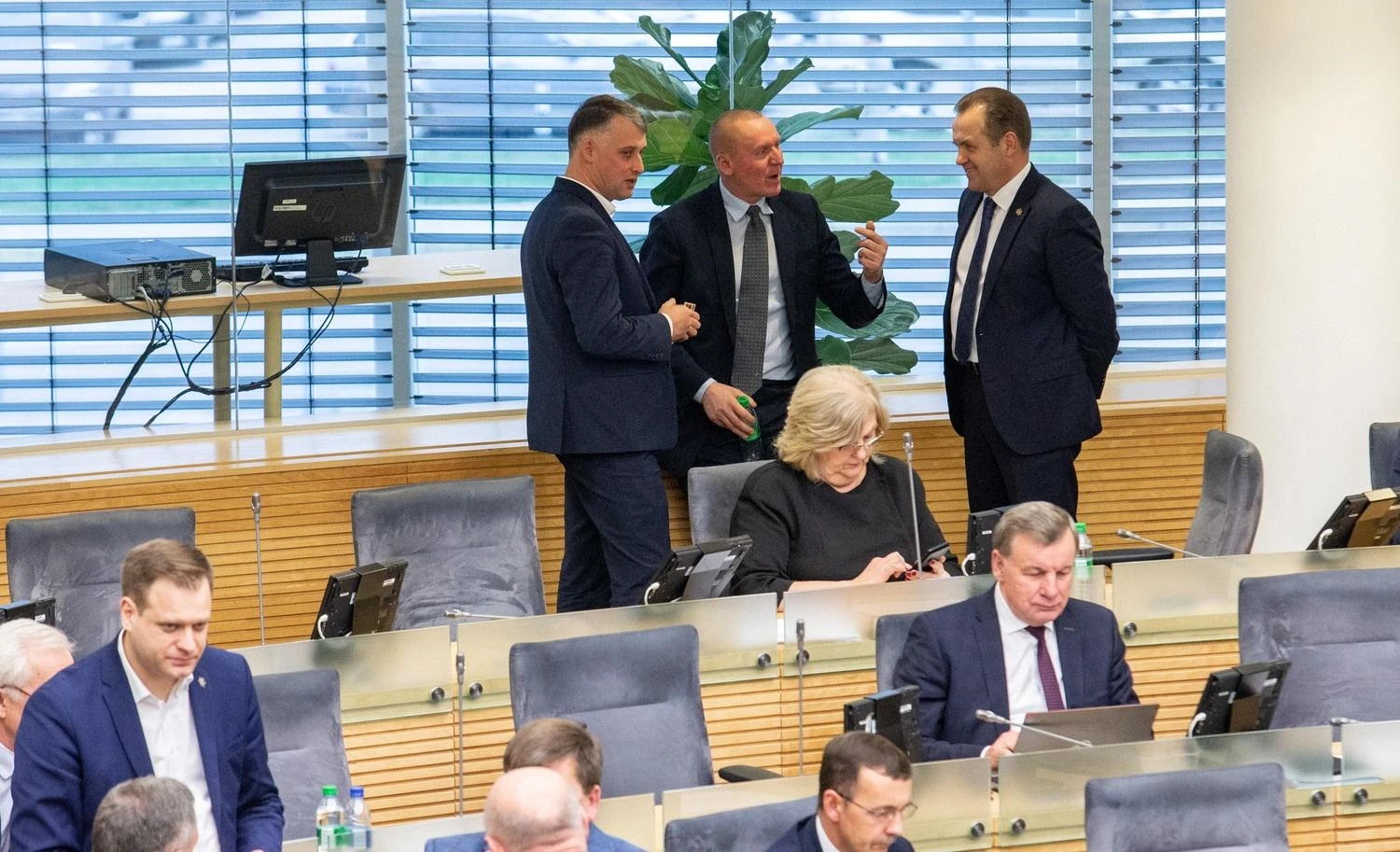 Valdantieji skaičiuoja, kad suburs pakankamai balsų patvirtinti 2020 m. biudžetą. Juditos Grigelytės (VŽ) 