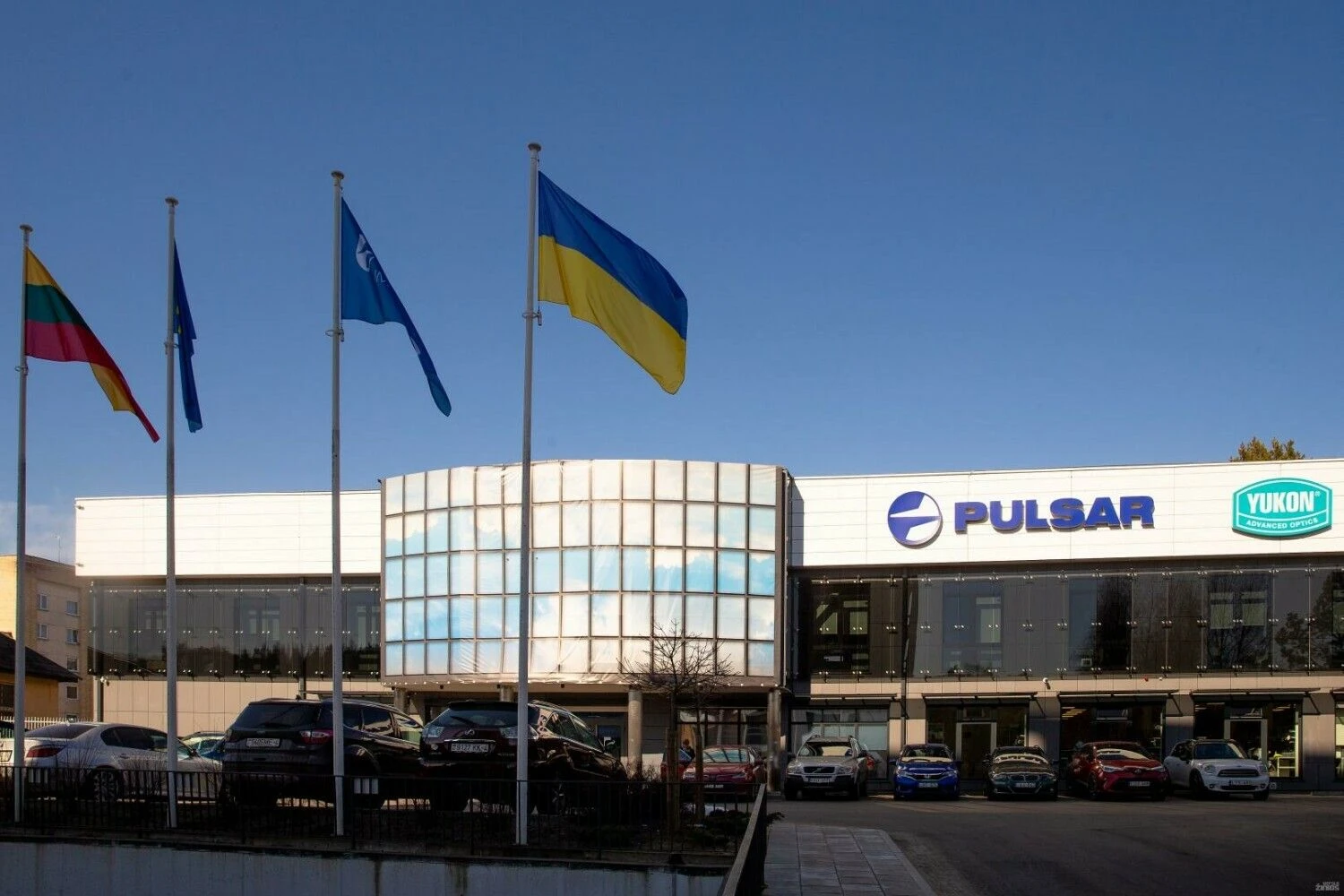 „Yukon Advanced Optics Worldwide“ gamyklos pastatas Vilniuje. Vladimiro Ivanovo (VŽ) nuotr.