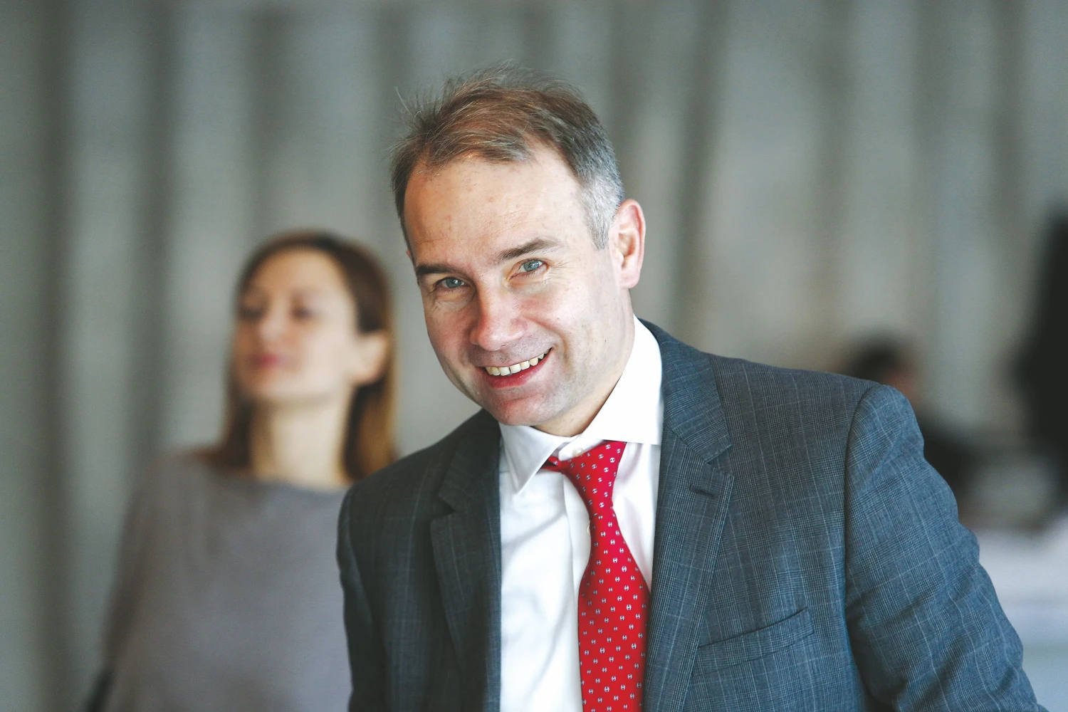 Petras Masiulis, „Tele2“ vadovas: „Sakoma, kad reklama palaiko pardavimus, tačiau tikroji rinkodara apima gerokai daugiau – ji kuria naujus pardavimus. Ji gali kilstelti bendrovę visai į kitą lygmenį, tačiau reklamoje reikia drąsos ir talento matyti toliau nei bendrovės biudžetas.“ VLADIMIRO IVANOVO (VŽ) NUOTR.