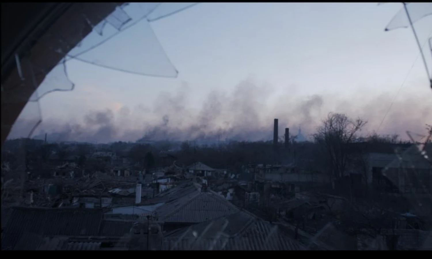 Kadras iš M. Kvederavičiaus filmo „Mariupolis 2“.