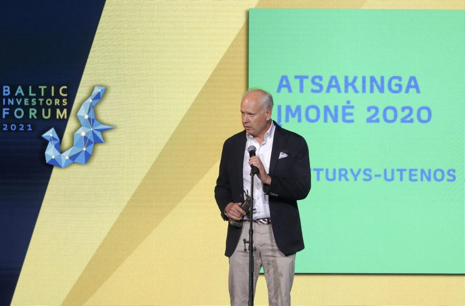 „Švyturio-Utenos alaus“ ir „Carlsberg“ Baltijos šalyse vadovas Rolandas Viršilas pasidžiaugė, kad įmonės pastangos vykdyti verslą tvariai susilaukė pripažinimo. 