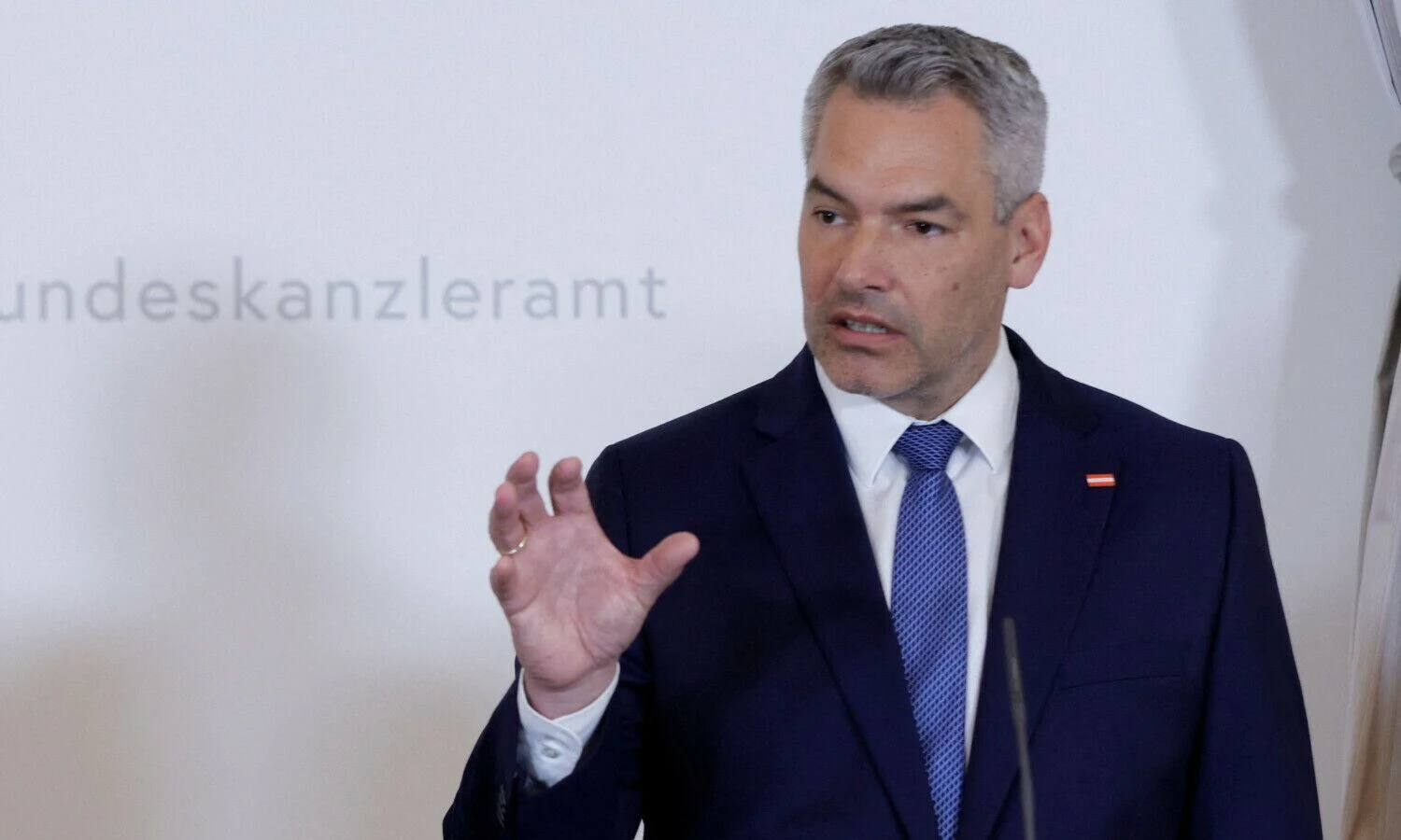 Karlas Nehammeris, Austrijos kancleris. Leonhardo Foegerio („Reuters“ / „Scanpix“) nuotr.