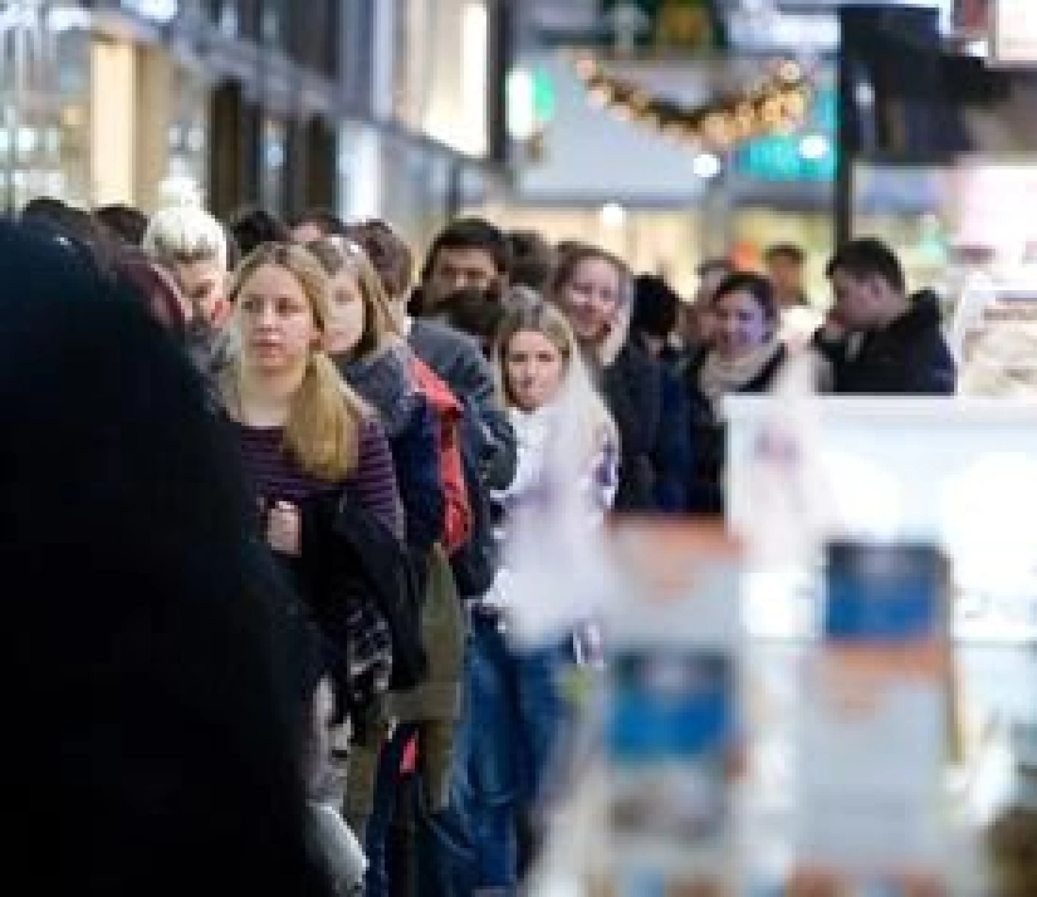 Prekybininkų sutrikimas per šventes klientus dažnai nuvilia.