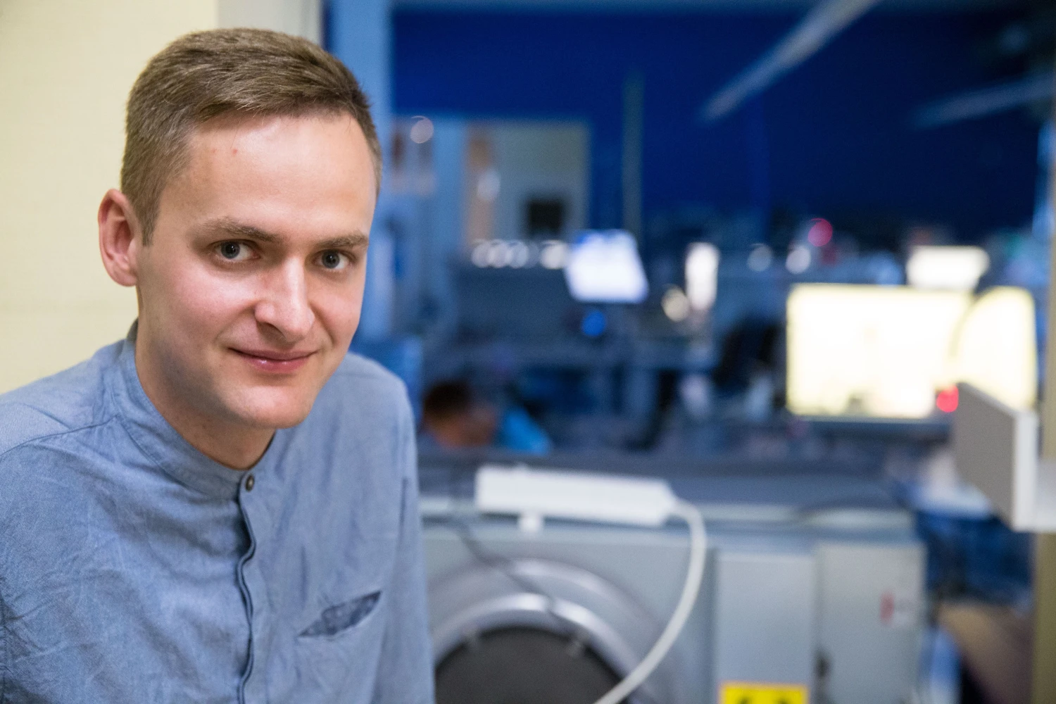 Evaldas Pabrėža, lazerius gaminančios UAB „Integrated Optics“ direktorius: „Praėjusiais metais norėjome kuo labiau išplėsti degtukų dėžutės dydžio lazerių seriją. Į rinką paleidome daugiau kaip 20 naujų šios serijos produktų. Į vieną iš jų sudėjome 4 lazerius.“ Vladimiro Ivanovo (VŽ) nuotr.