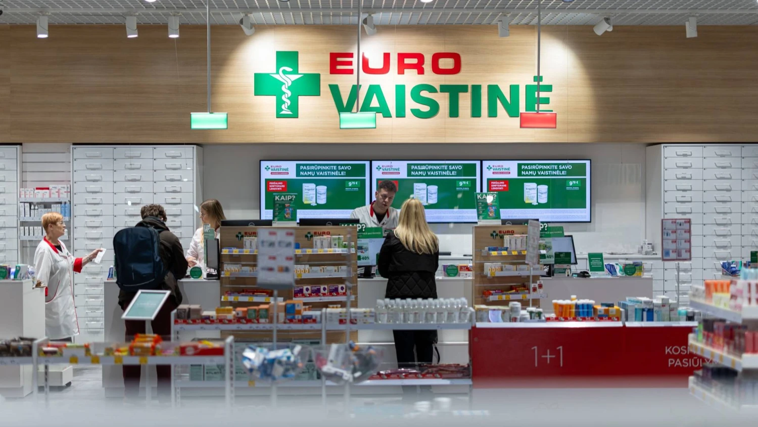 Vaistinių sektoriaus klientų aptarnavimo kokybės tyrimo duomenims, geriausiai klientus Lietuvoje aptarnauja „Eurovaistinė“. Bendrovės nuotr.