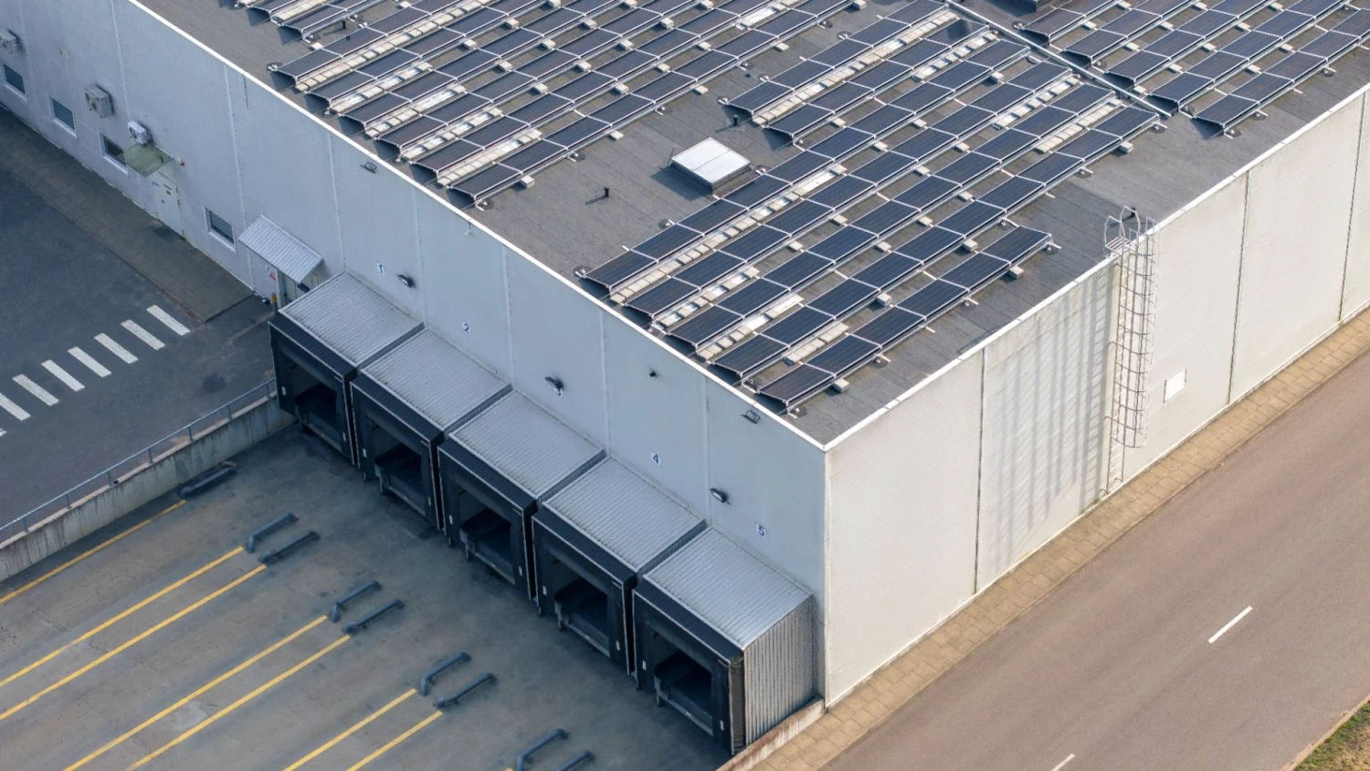 Saulės jėgainė Alitoje.