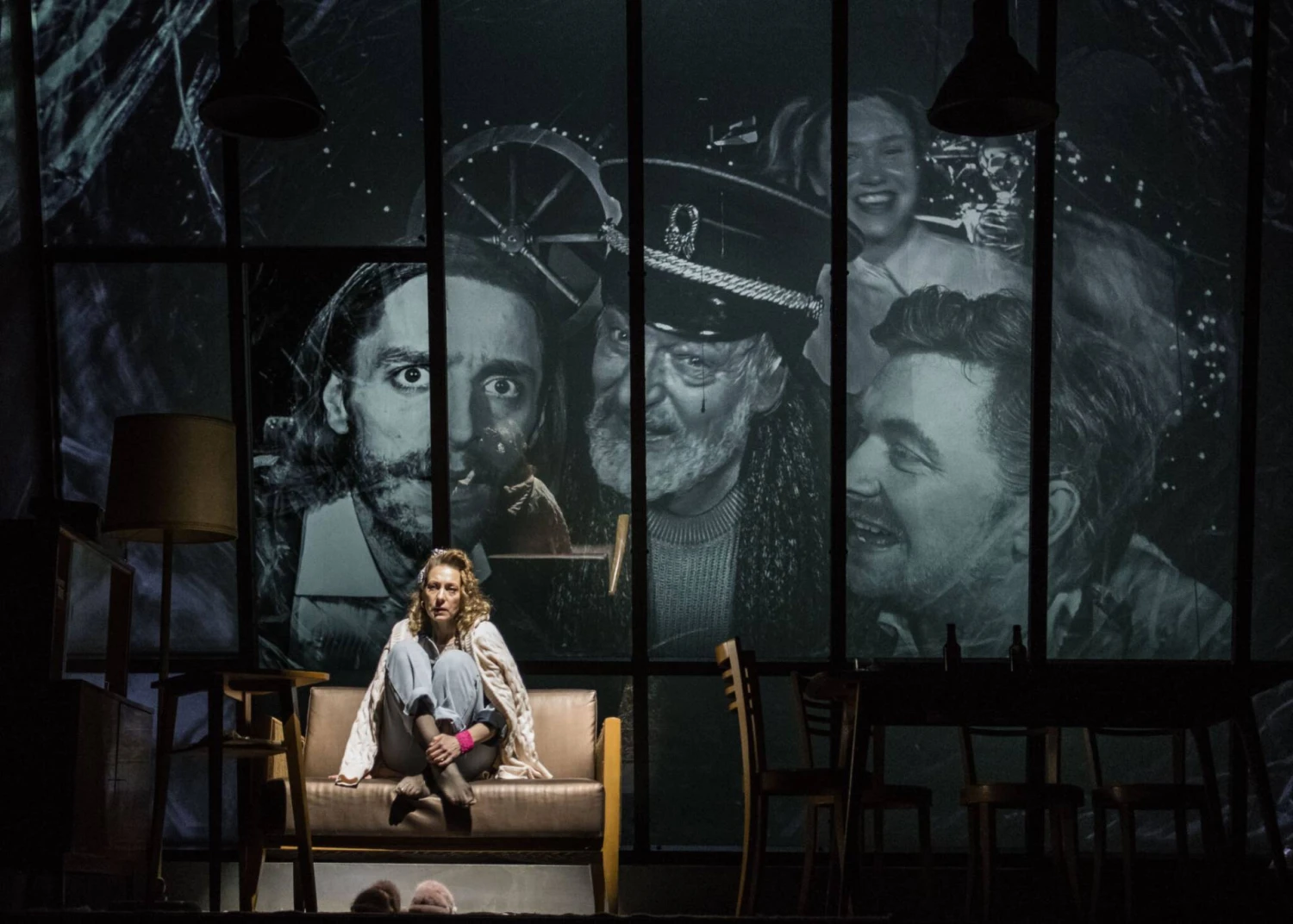 Scena iš spektaklio „Laukinė antis“. Lauros Vancevičienės nuotr. 