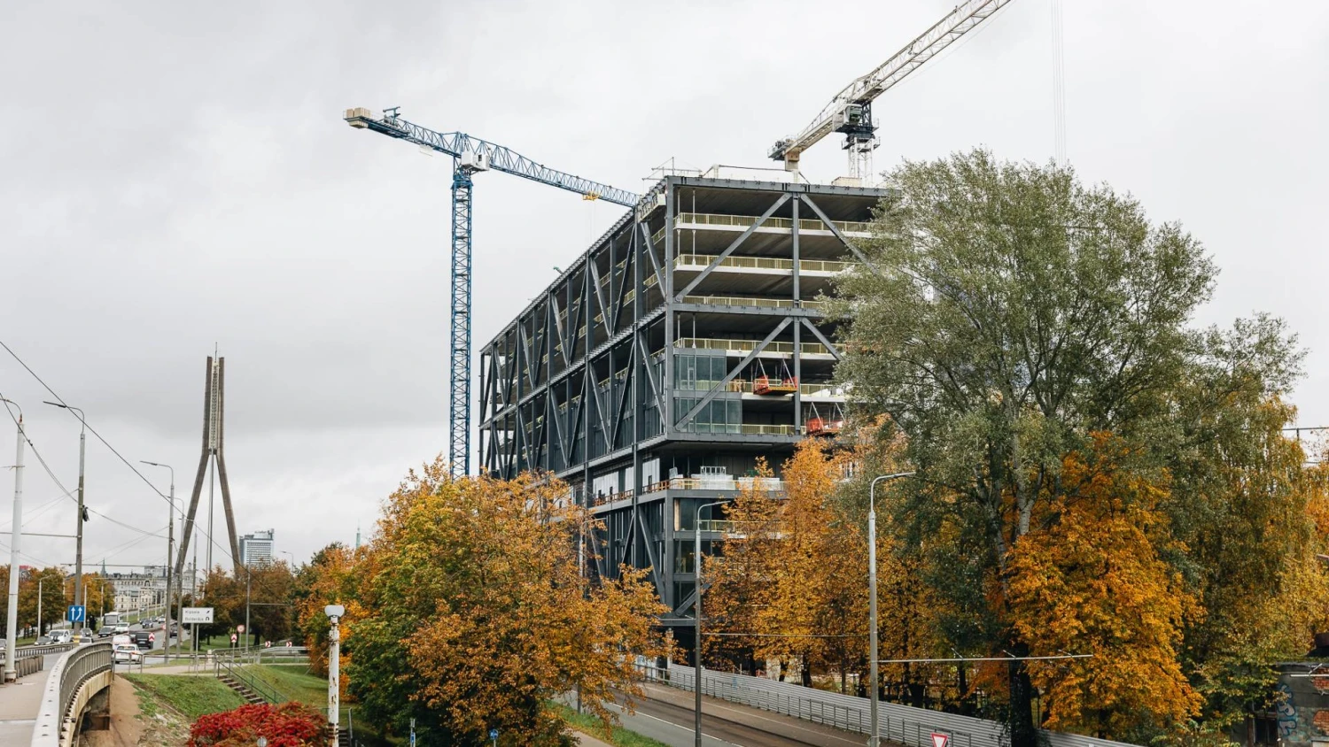 „Preses Nama Kvartāls“.