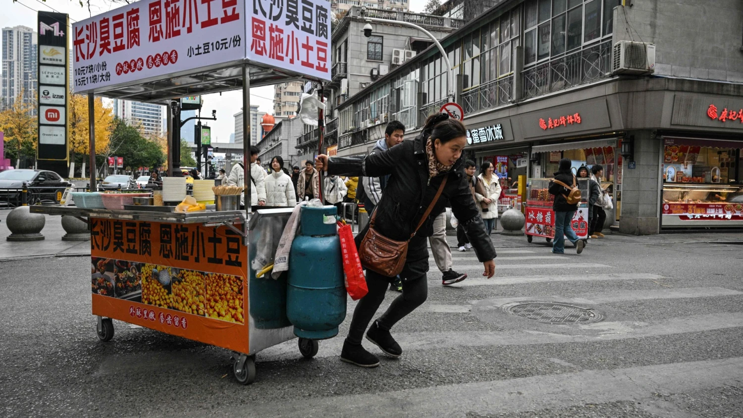  Uhanas, Kinija. Hectoro Retamalio (AFP/„Scanpix“) nuotr.