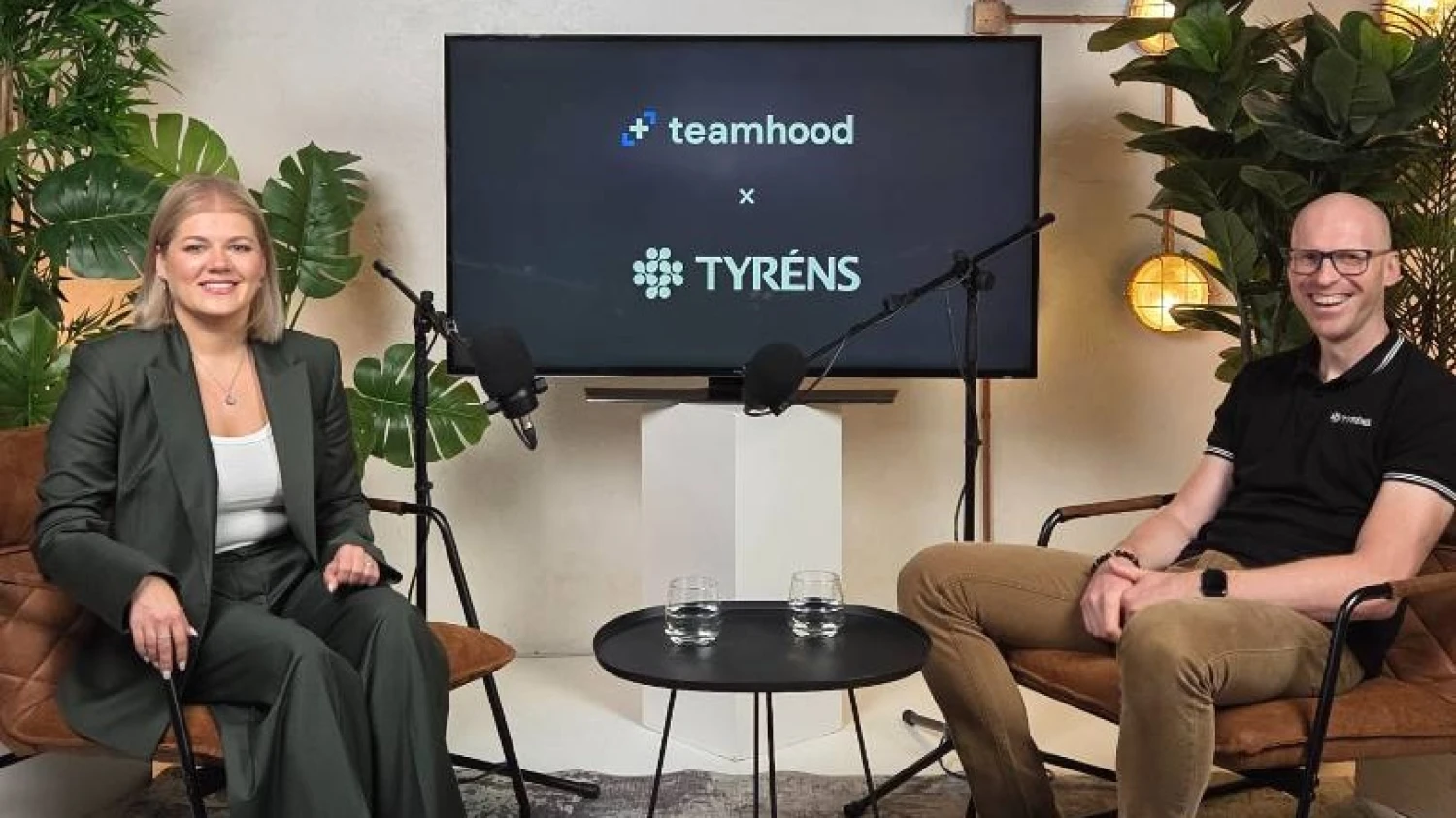 Kamilla iš Teamhood ir Dainius Gečas, Tyrens Lietuva projektų valdymo skyriaus vadovas.