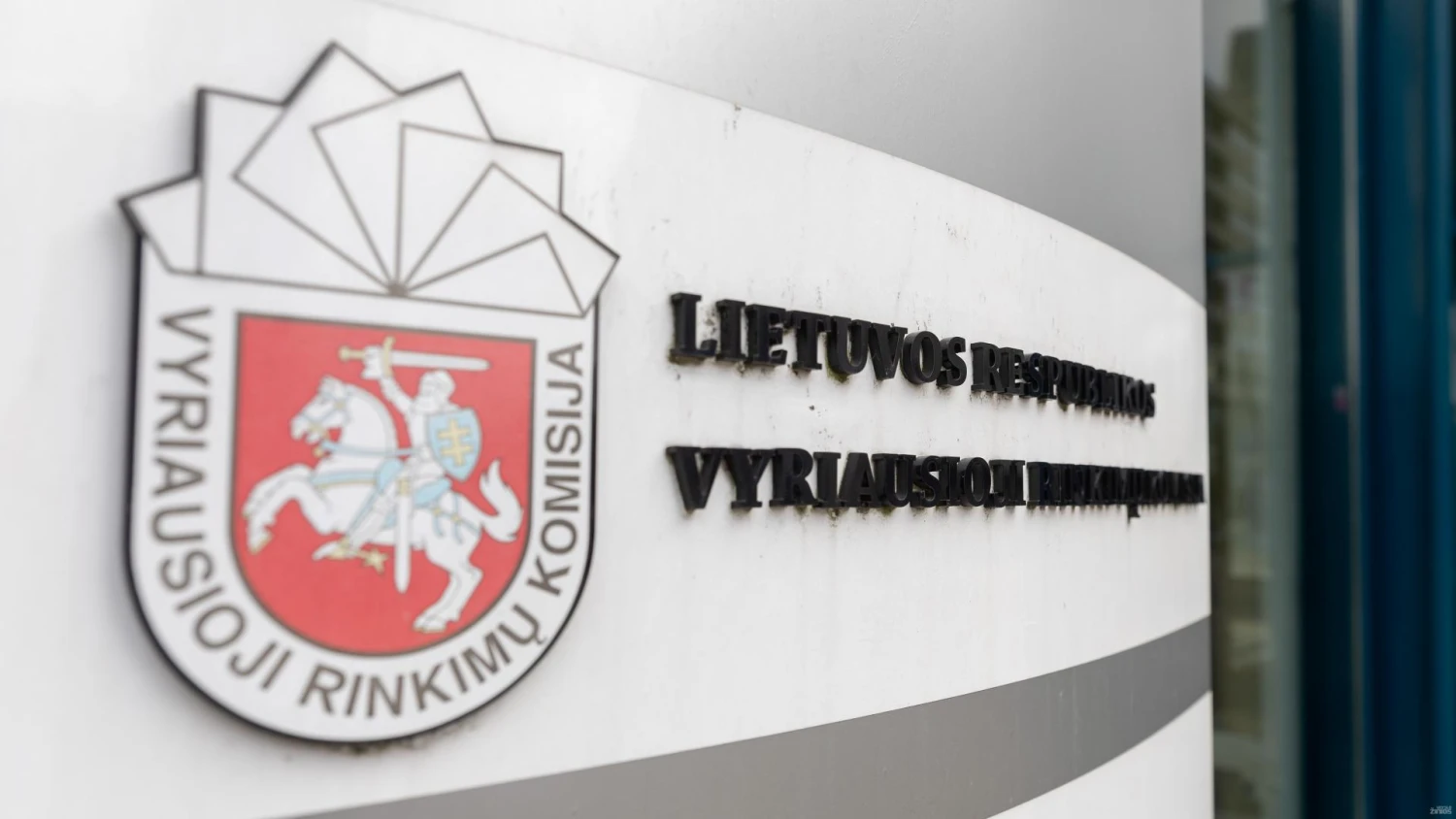 Vyriausiosios rinkimų komisijos iškaba. Juditos Grigelytės (VŽ) nuotr.