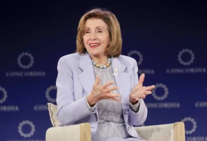 Demokratė N. Pelosi. Andrew Schwartzo (SIPA / „Scanpix“) nuotr.