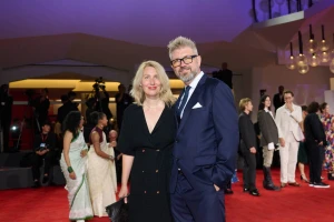 Kristina Buožytė ir Vitalijus Žukas, virtualios realybės projekto „Pasaulio sutvėrimas“ kūrėjai Venecijos kino festivalyje. 