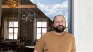 Andrius Kubilius, restorano „Nineteen18“ virtuvės šefas. Juditos Grigelytės (VŽ) nuotr. Andrius Kubilius, restorano „Nineteen18“ virtuvės šefas. Juditos Grigelytės (VŽ) nuotr.