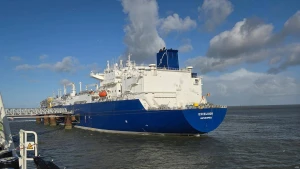 Antrasis Wilhelmshaveno suskystintų gamtinių dujų importo terminalas. FSRU „Excelsior“. Naglio Navako (VŽ) nuotr.