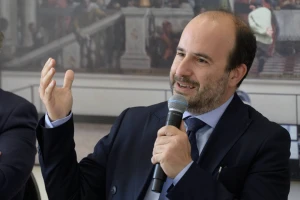 Gianluca Marciano pristatant operą „Lietuviai“. Martyno Aleksos nuotr. 
