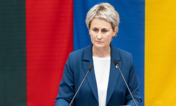 N. Grunskienė patvirtinta antrai kadencijai; „Linava“ neigia premjerės žodžius, kad dalis Minsko sulaikytų vilkikų vėl važiuoja